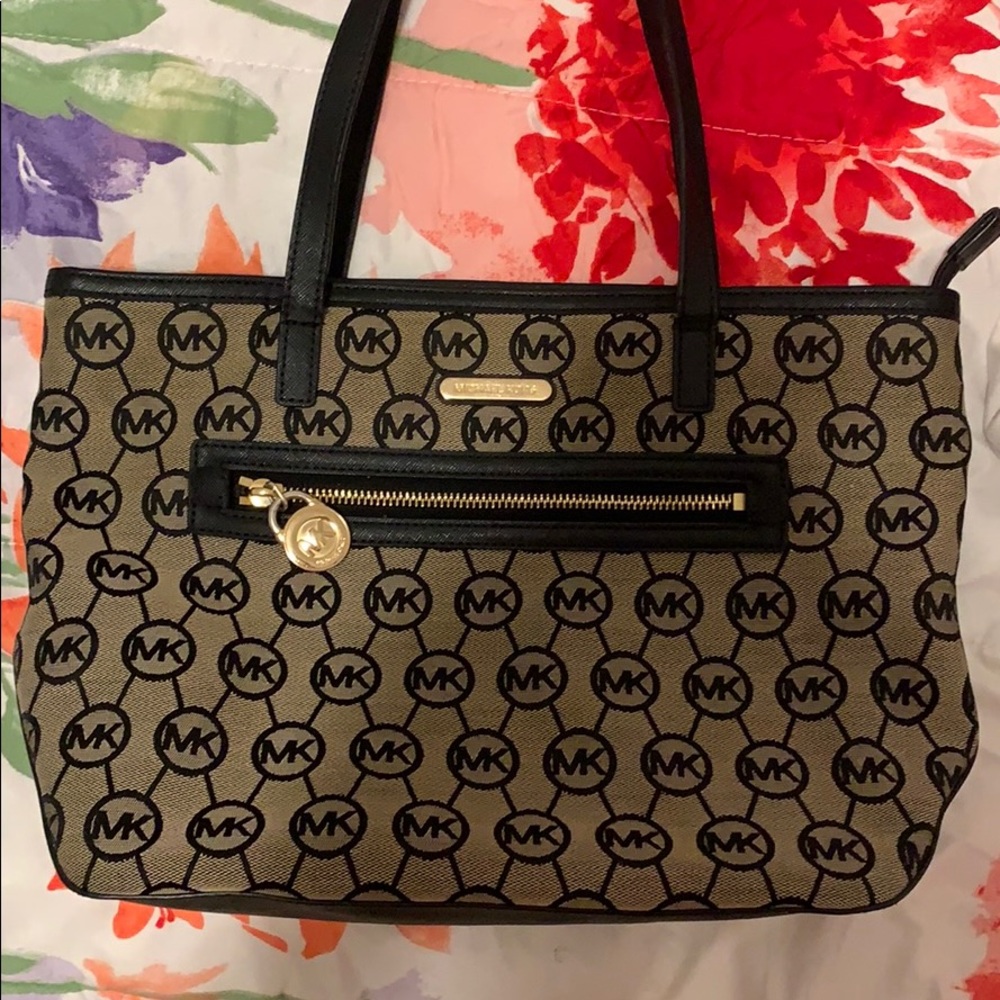 Michael Kors bag